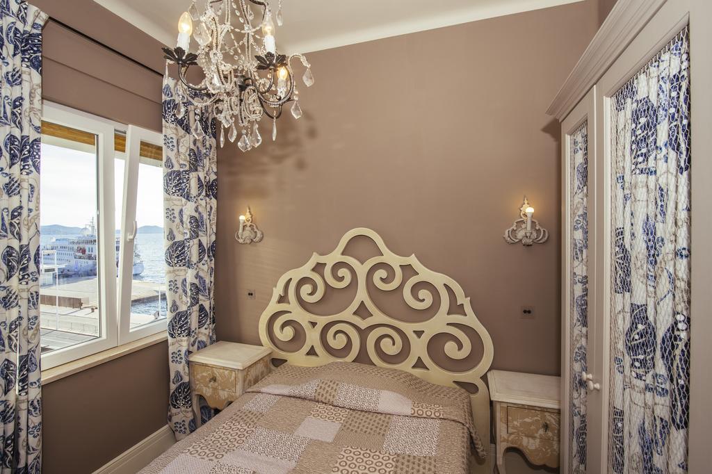 Luxury Residence زادار المظهر الخارجي الصورة